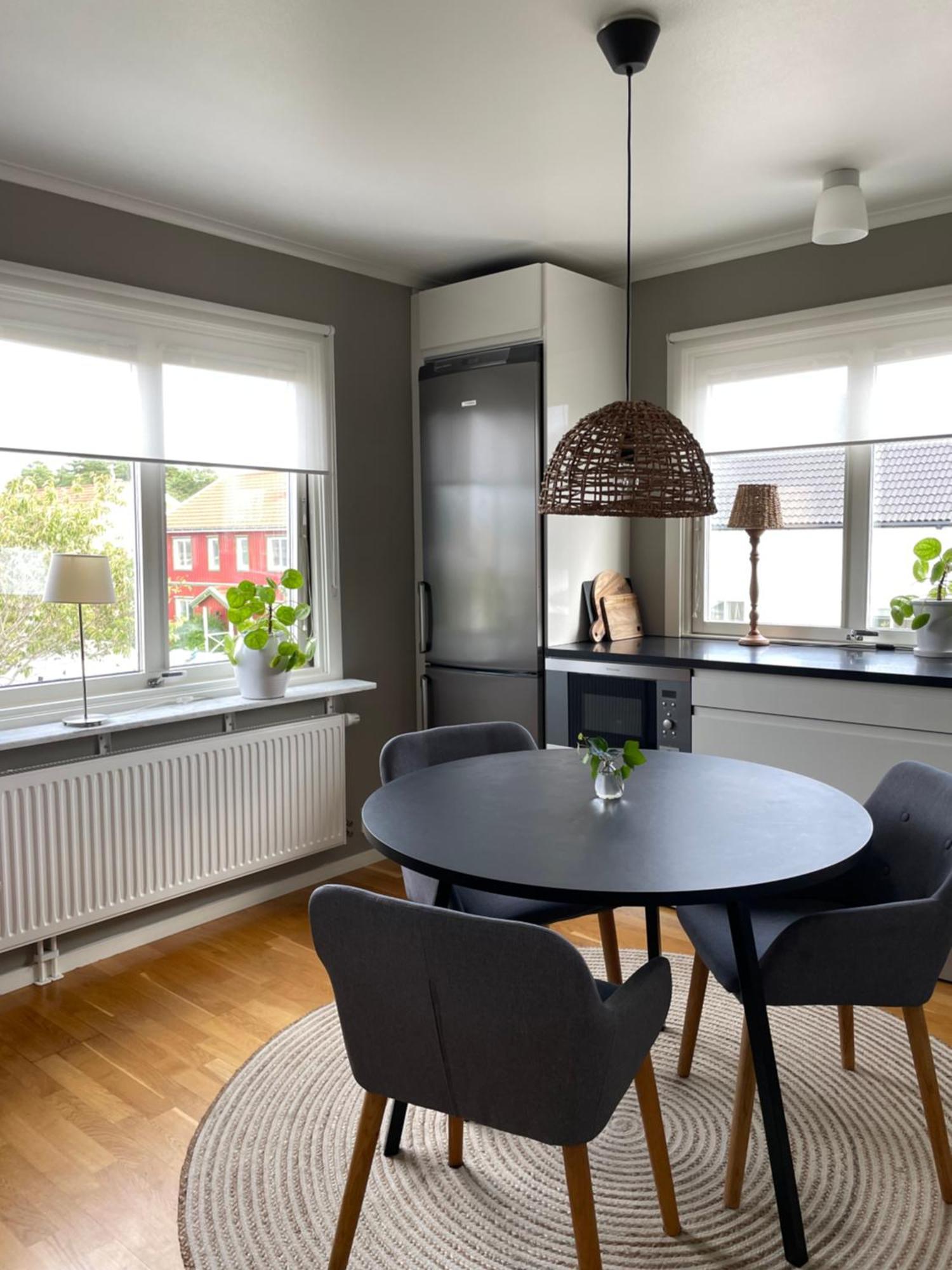 Annies Hus - Very Nice 2 Bedroom Apt Top Floor Strömstad Eksteriør billede